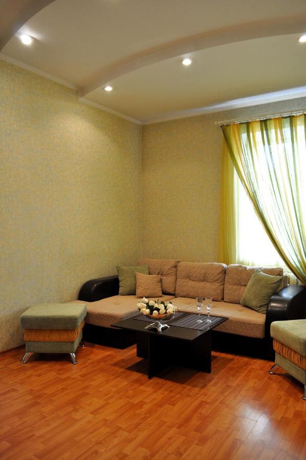 Apartment On Karbyshewa 1 Grodno Exterior photo